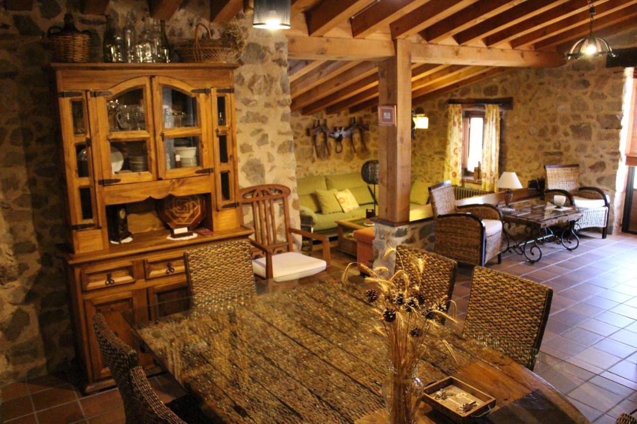 Camino Del Prado Guest House Santa Maria la Real de Nieva Ngoại thất bức ảnh