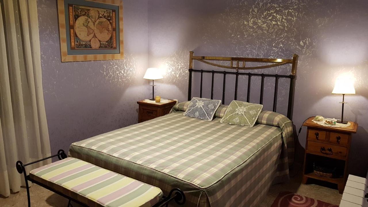 Camino Del Prado Guest House Santa Maria la Real de Nieva Ngoại thất bức ảnh